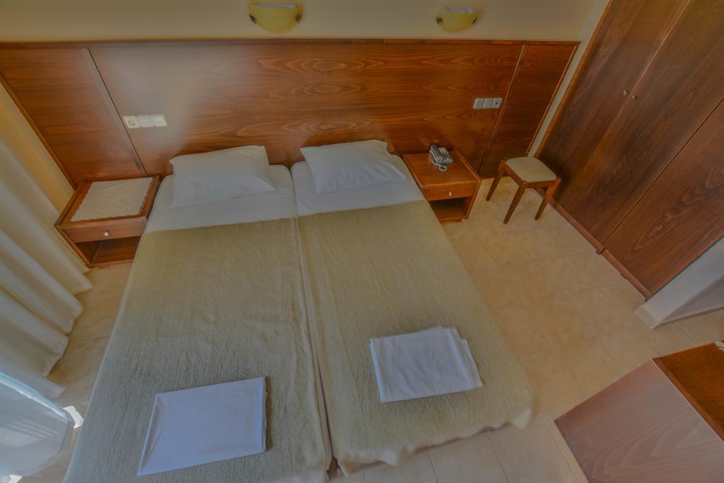 Hotel Achillion Makrygialos Exterior foto